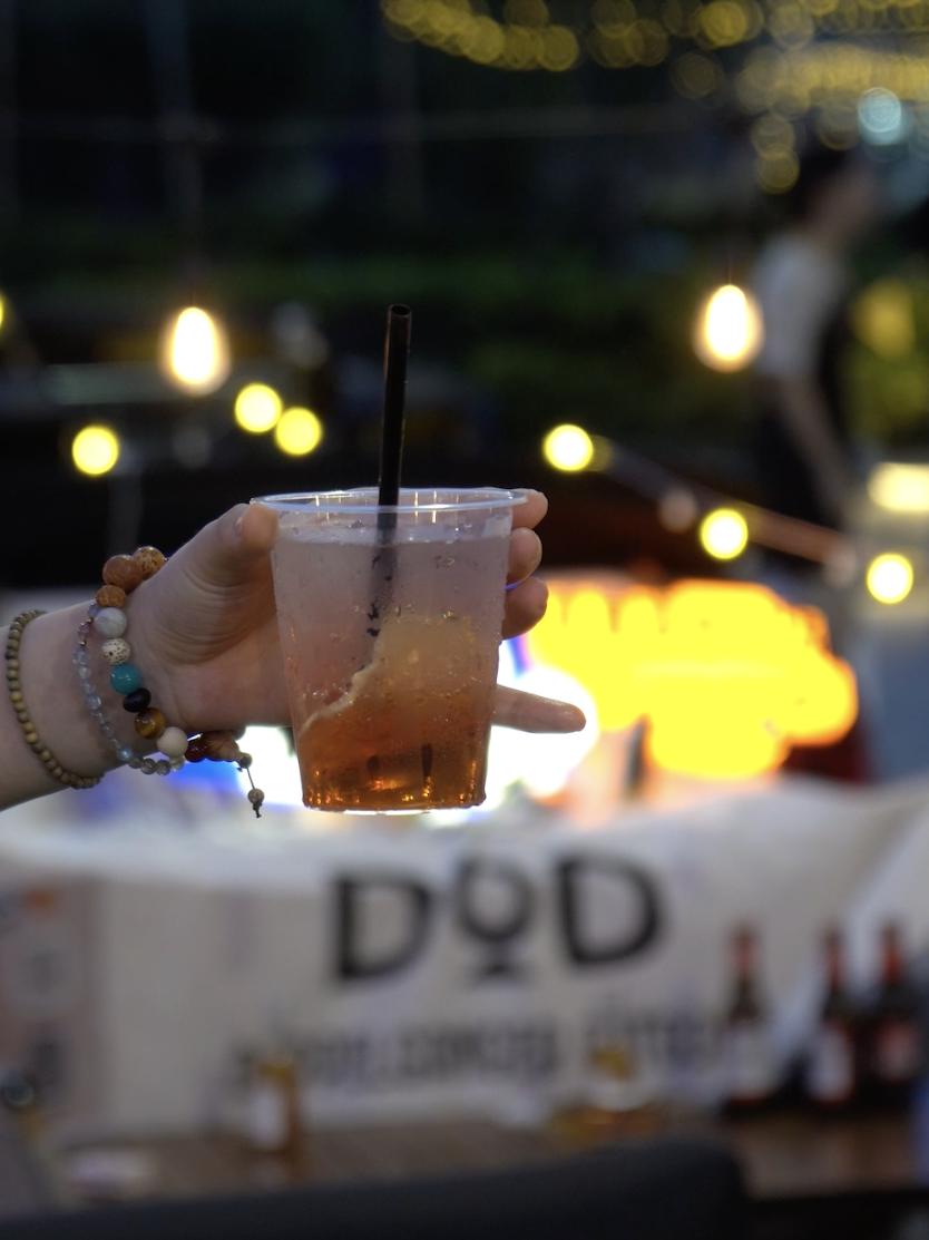 DƬ